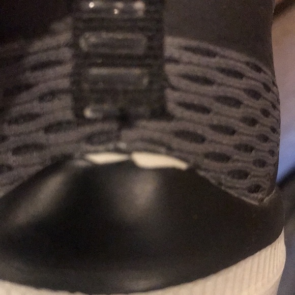 Skechers gray and black tennis shoes sneakers Size 7 1/2 - Picture 9 of 10